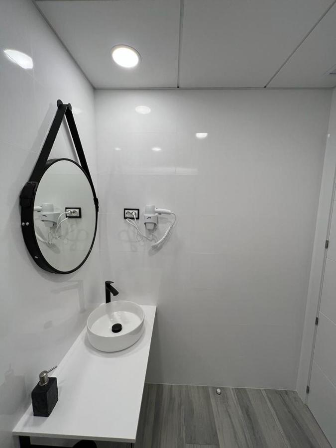 Habitacion Praga Style Madrid Luaran gambar